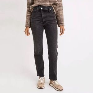 Madewell The Perfect Vintage Straight Jean in Idlewood Wash Crossover